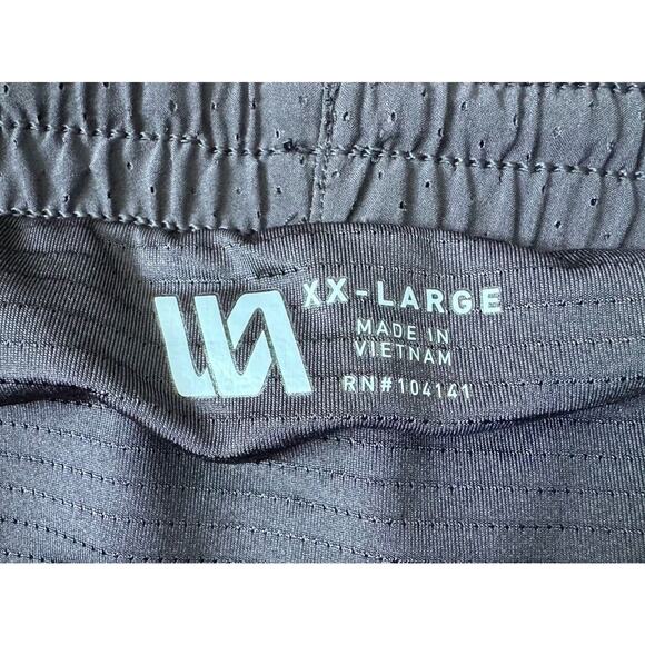 VRST Athletic Inner Lining with Zipper Phone Pocket Shorts Men’s Size XXL NEW - Picture 3 of 6